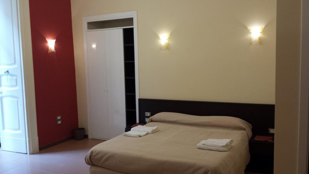 Bed and Breakfast Duomo 89 Nápoles Habitación foto